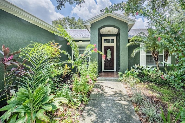 Photo 1 of 32 - 3245 Big Valley Dr, Lakeland, FL 33812