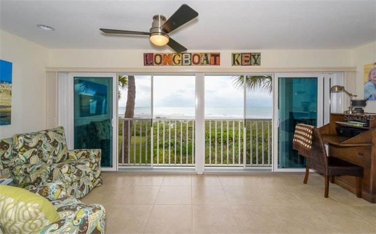 Photo 2 of 25 - 6701 Gulf Of Mexico Dr #310, Longboat Key, FL 34228