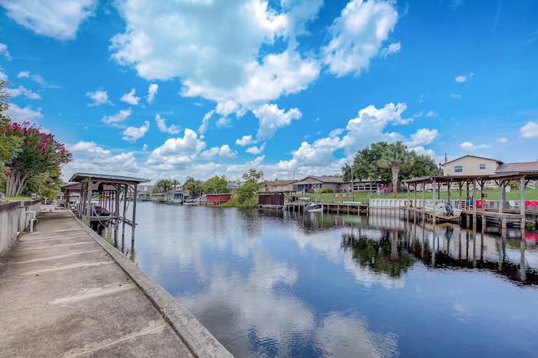 Photo 17 of 32 - 2401 Harris Blvd, Kissimmee, FL 34746