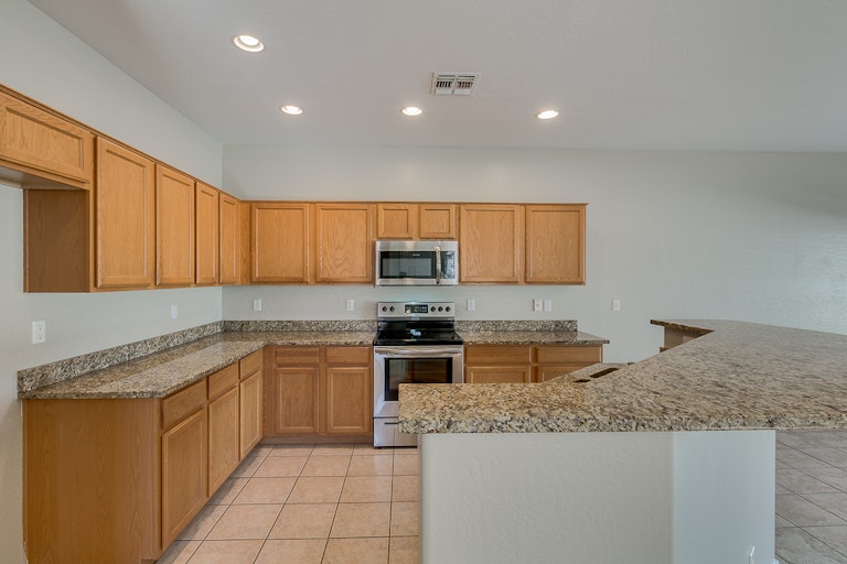Photo 7 of 27 - 4983 S Ithica St, Chandler, AZ 85249