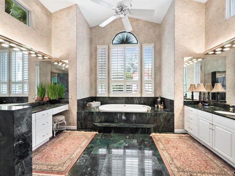 Photo 32 of 68 - 617 Weston Pointe Ct, Longboat Key, FL 34228