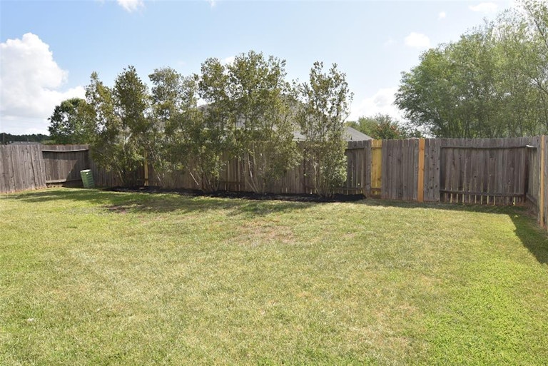 Photo 34 of 34 - 20010 Queens Oak Ct, Spring, TX 77379