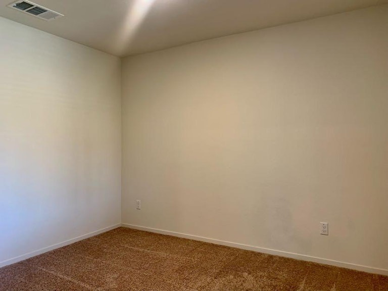 Photo 15 of 25 - 3504 Bayou Rd, Sacramento, CA 95835