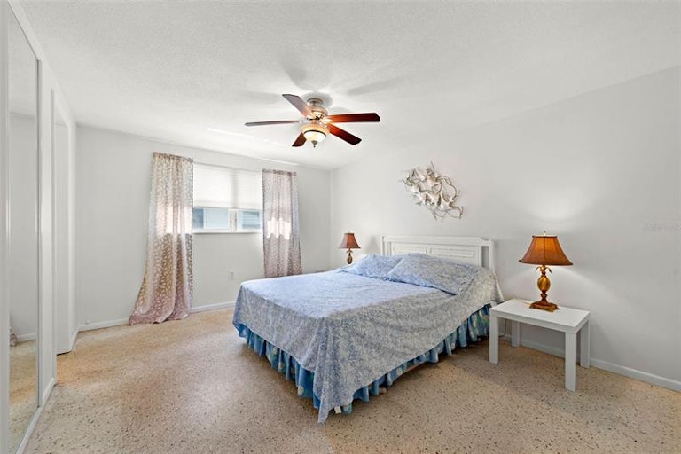 Photo 21 of 41 - 2331 Terry Ln, Sarasota, FL 34231