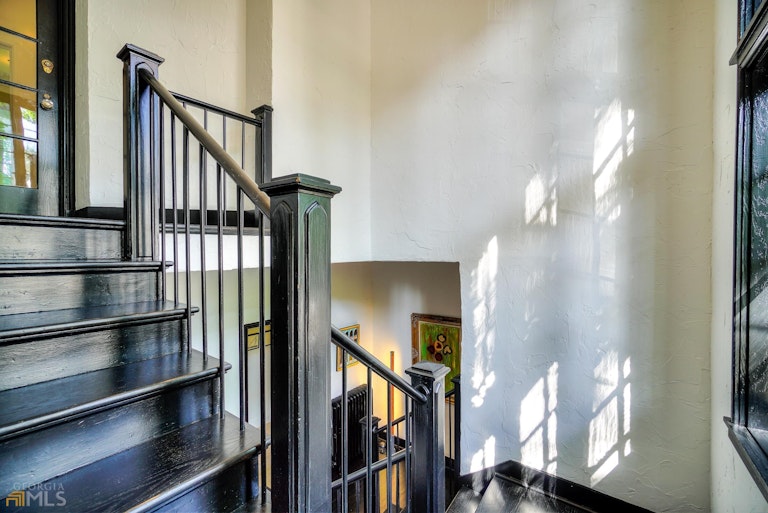 Photo 36 of 59 - 898 Briarcliff Rd NE, Atlanta, GA 30306