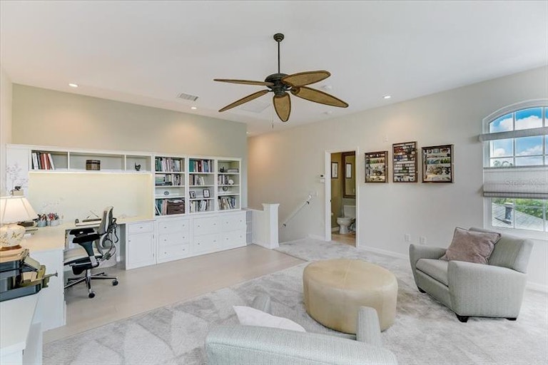 Photo 35 of 53 - 7711 Ashley Cir, Bradenton, FL 34201