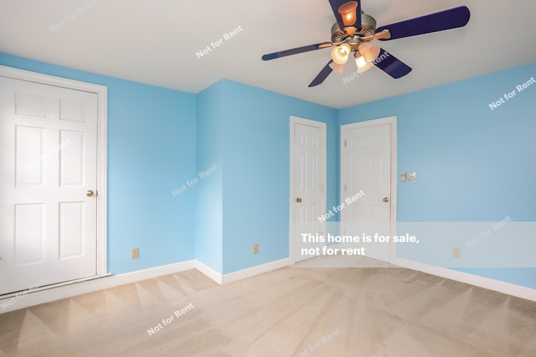 Photo 15 of 24 - 1716 Carrington Dr, Raleigh, NC 27615