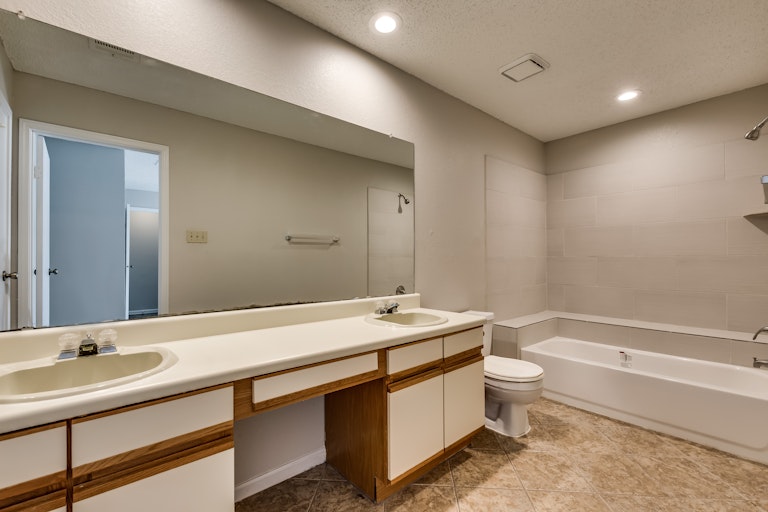 Photo 16 of 26 - 1016 Mapleleaf Ln, Coppell, TX 75019