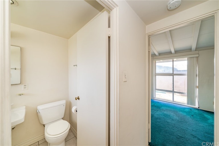 Photo 16 of 37 - 1019 N Hermosa Dr, Anaheim, CA 92801