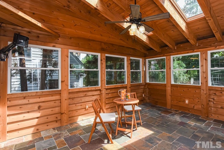 Photo 21 of 34 - 3912 Heritage View Trl, Wake Forest, NC 27587