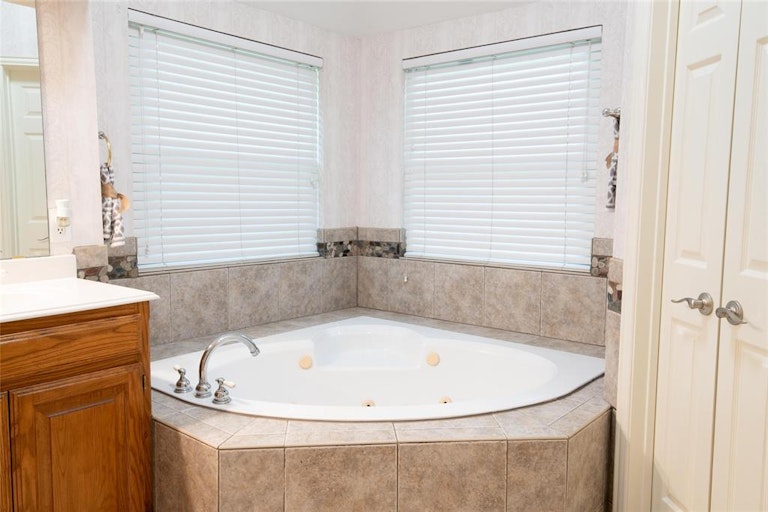Photo 22 of 36 - 1225 Trail Ridge Dr, Keller, TX 76248
