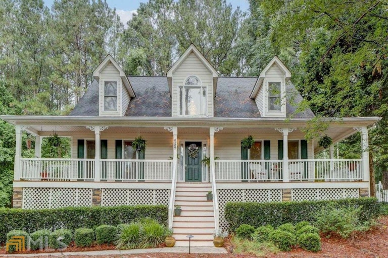 Photo 1 of 38 - 589 Whitby Dr, Douglasville, GA 30134