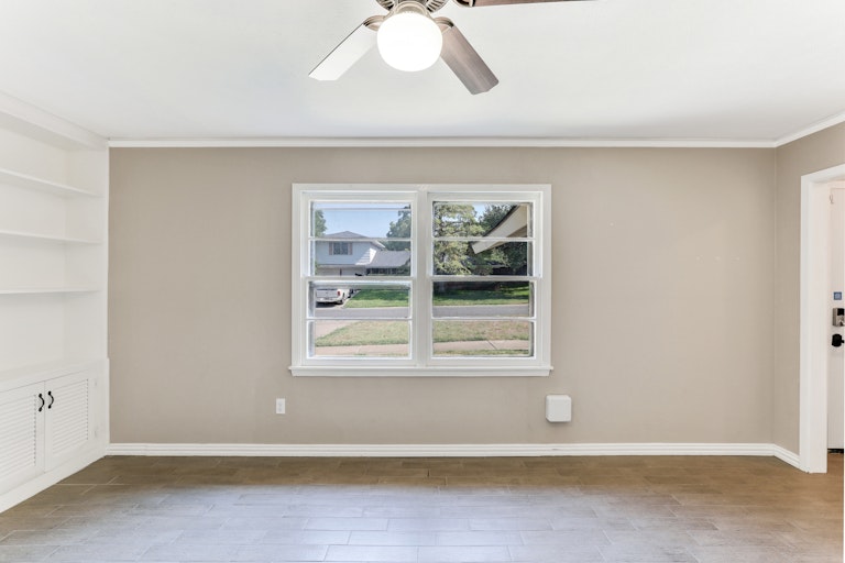 Photo 8 of 25 - 7008 Shauna Dr, North Richland Hills, TX 76180