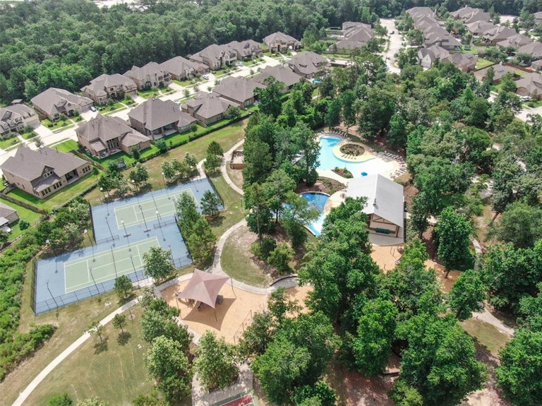 Photo 46 of 47 - 27390 Pendleton Trace Dr, Spring, TX 77386