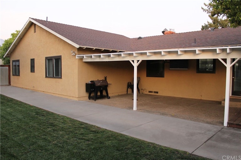 Photo 45 of 50 - 34420 Fairview Dr, Yucaipa, CA 92399