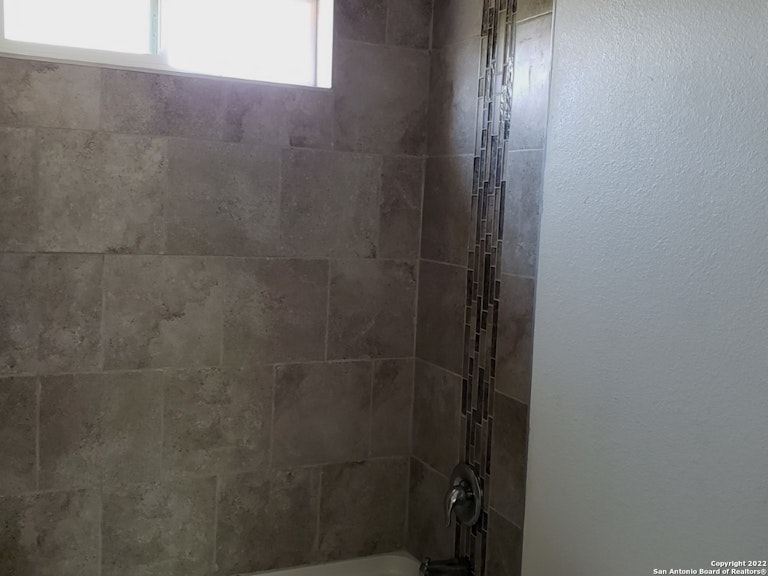 Photo 8 of 12 - 3127 Winsome, San Antonio, TX 78224