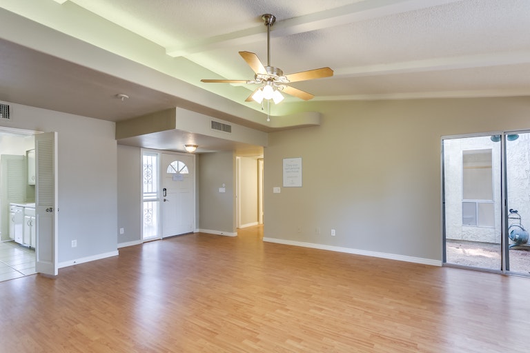 Photo 8 of 28 - 4326 N 29th Pl, Phoenix, AZ 85016