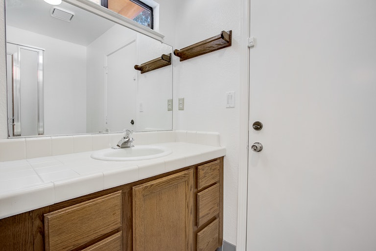 Photo 18 of 36 - 4232 Empire Way, Carmichael, CA 95608