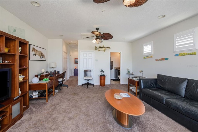 Photo 20 of 38 - 4309 5th Ave NE, Bradenton, FL 34208