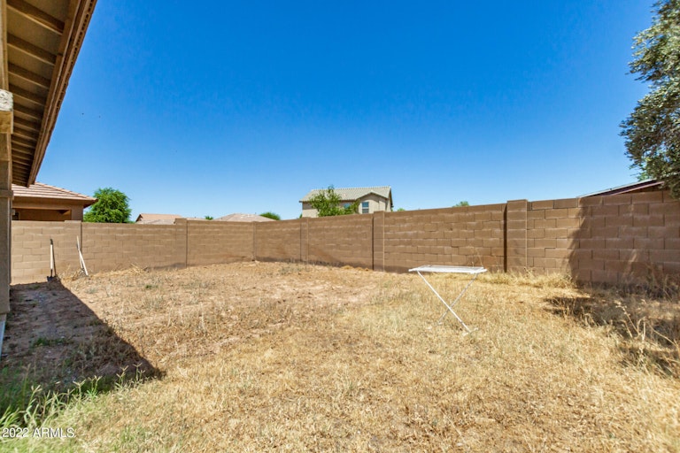 Photo 30 of 35 - 8722 W Pioneer St, Tolleson, AZ 85353