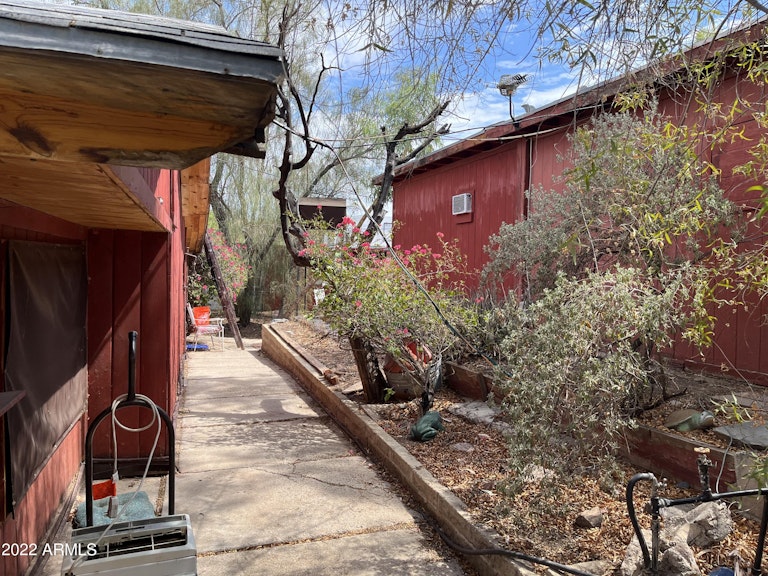 Photo 7 of 49 - 9009 N 14th St, Phoenix, AZ 85020