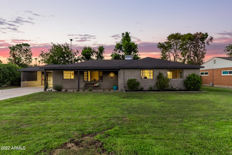 Photo 6 of 68 - 3316 E Mitchell Dr, Phoenix, AZ 85018