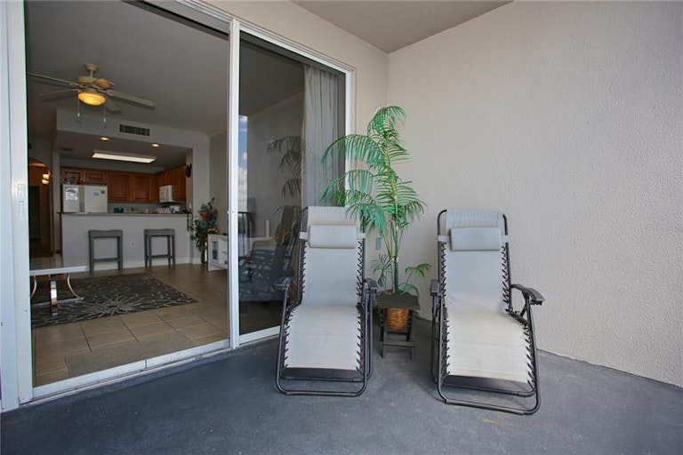 Photo 15 of 31 - 13415 Blue Heron Beach Dr #1408, Orlando, FL 32821