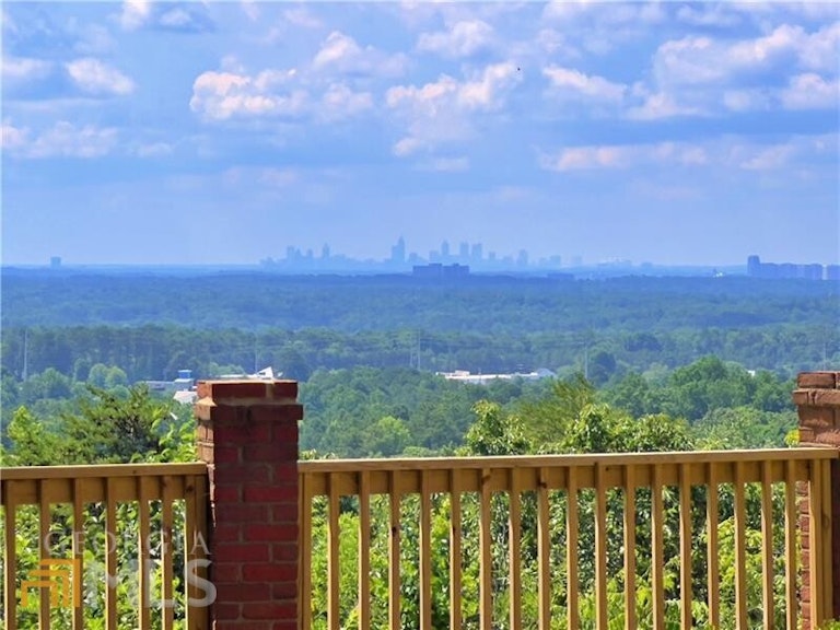 Photo 8 of 47 - 1886 Groover Rd, Marietta, GA 30062