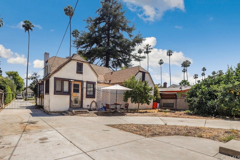 Photo 26 of 38 - 1791 Rose Villa St, Pasadena, CA 91106