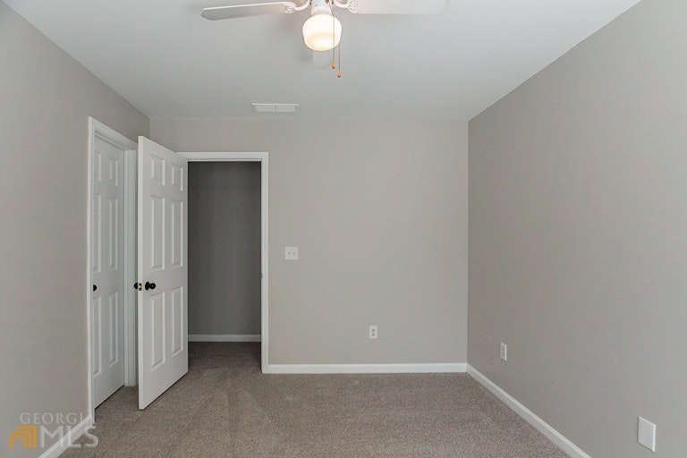 Photo 17 of 27 - 4292 Grand Oaks Dr NW, Kennesaw, GA 30144