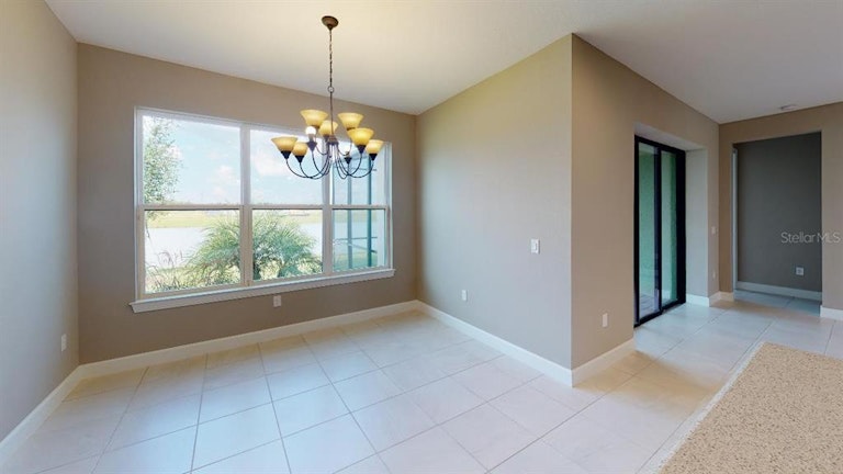 Photo 4 of 21 - 684 San Augusto Dr, Kissimmee, FL 34759