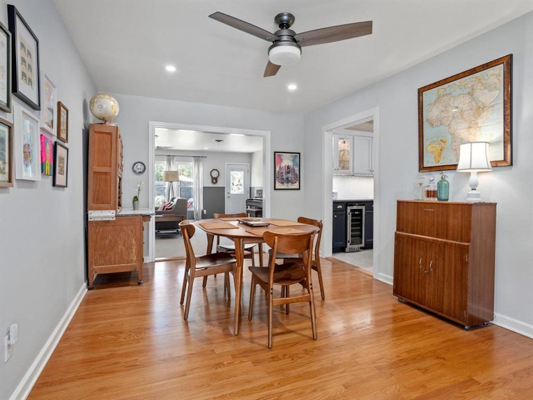 Photo 3 of 33 - 4028 Lovell Ave, Fort Worth, TX 76107