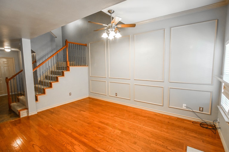 Photo 12 of 36 - 3954 Fernando Dr, Euless, TX 76040