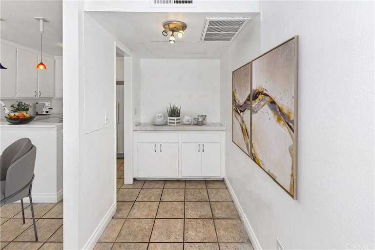 Photo 9 of 24 - 2900 Madison Ave Unit B13, Fullerton, CA 92831