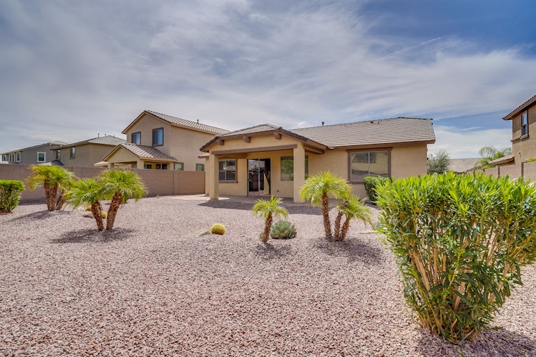 Photo 3 of 23 - 1856 E Merlot St, Gilbert, AZ 85298