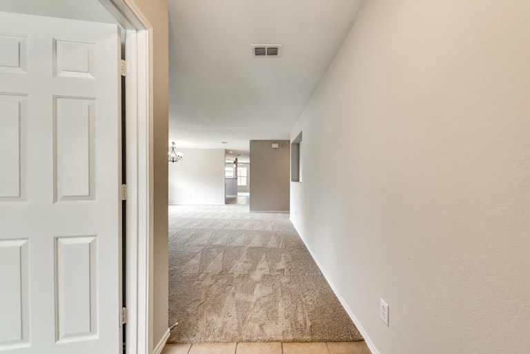 Photo 13 of 37 - 12823 Serenity Dr, Frisco, TX 75035