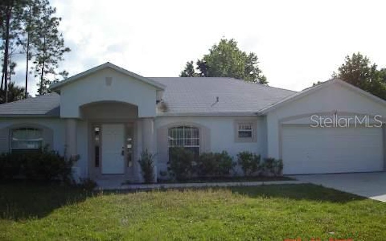 Photo 1 of 1 - 8 Pinelynn Ln, Palm Coast, FL 32164