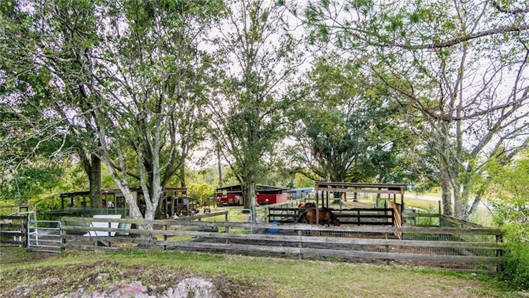 Photo 20 of 25 - 4800 Lake Lowery Rd, Haines City, FL 33844