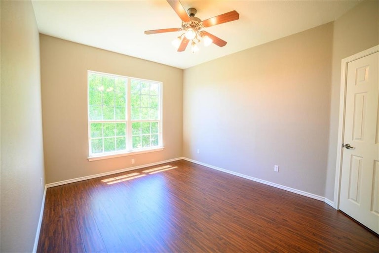 Photo 28 of 40 - 575 Chandler Dr, Aledo, TX 76008
