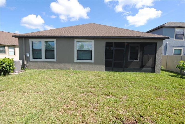 Photo 43 of 44 - 9934 Victory Gallop Loop, Ruskin, FL 33573
