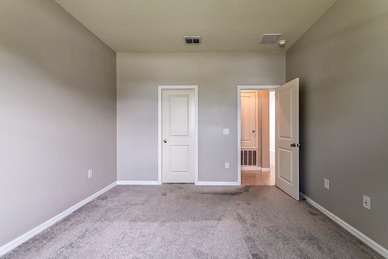 Photo 16 of 24 - 2288 Biscotto Cir, Davenport, FL 33897