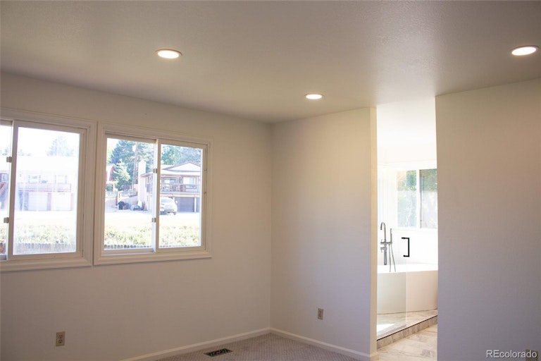 Photo 17 of 37 - 7659 Robb St, Arvada, CO 80005