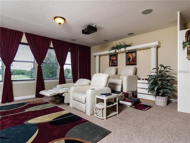 Photo 17 of 25 - 25625 Hawks Run Ln, Sorrento, FL 32776