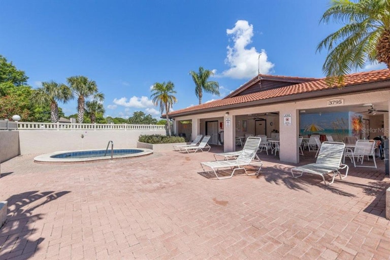 Photo 14 of 21 - 3624 59th Ave W #4060, Bradenton, FL 34210