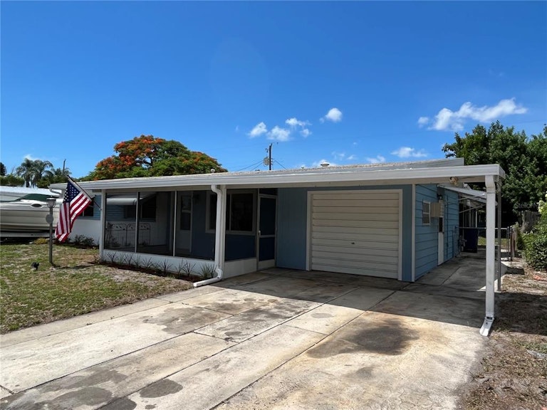 Photo 1 of 15 - 2803 Rutgers Ave, Bradenton, FL 34207