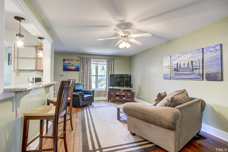 Photo 6 of 21 - 217 Nathan Dr, Clayton, NC 27520