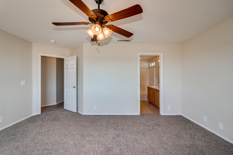 Photo 14 of 30 - 8015 W Citrus Way, Glendale, AZ 85303