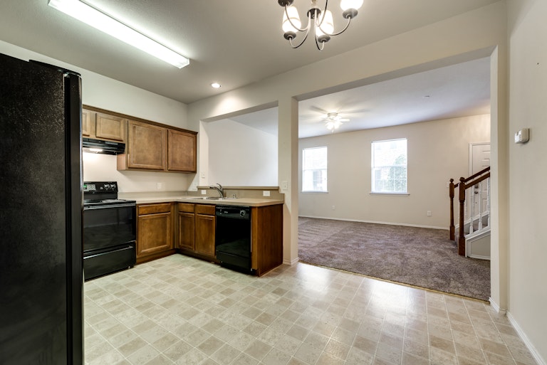 Photo 9 of 22 - 4905 Stone Gate Trl, McKinney, TX 75070