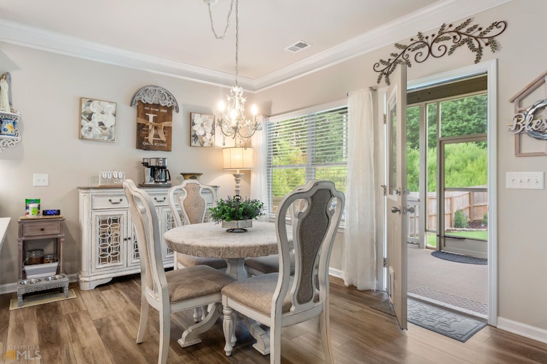 Photo 25 of 48 - 223 Woodford Dr, Canton, GA 30115