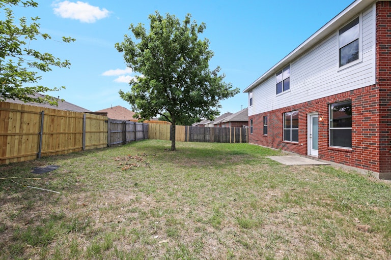 Photo 26 of 27 - 1100 Rio Verde Dr, Desoto, TX 75115